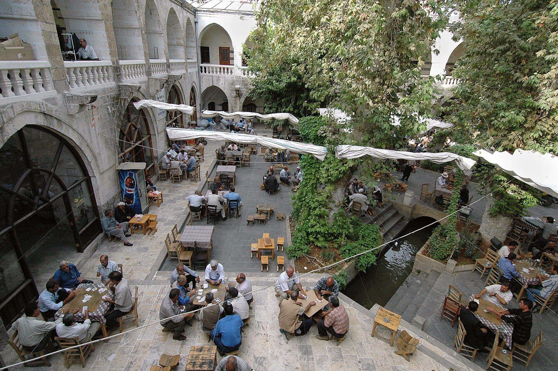 Courtyard of Gümrük Hanı caravanserai bazaar in old Şanlıurfa.